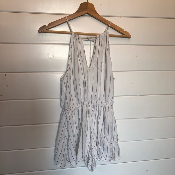LF Romper - Picture 2 of 4